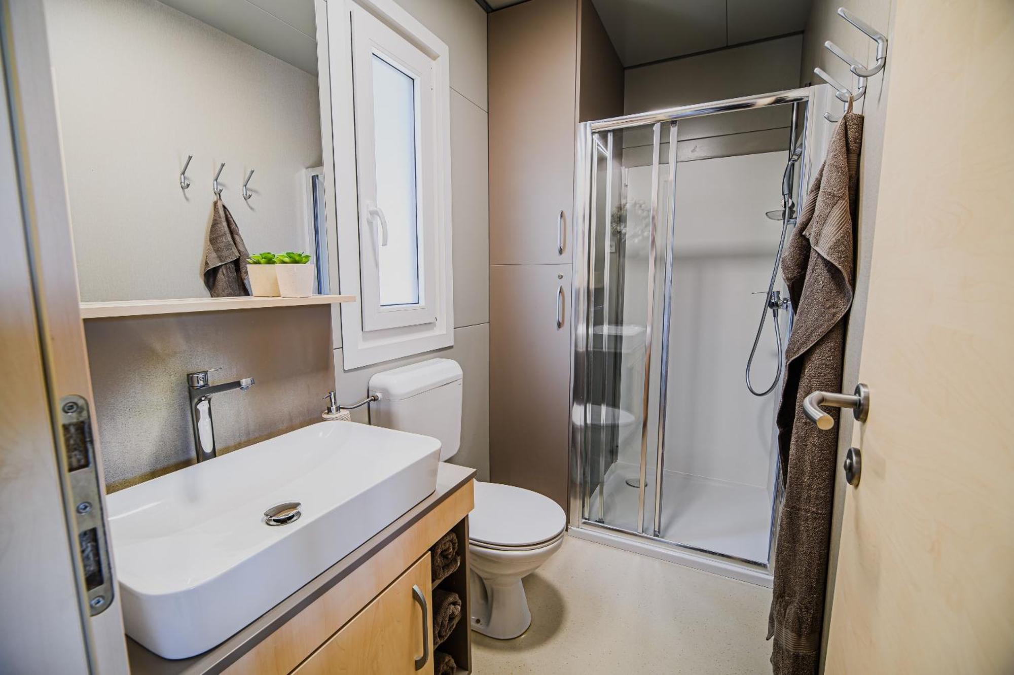 Deluxe Lake View Mobile Homes With Thermal Riviera Tickets Catez ob Savi Exterior foto